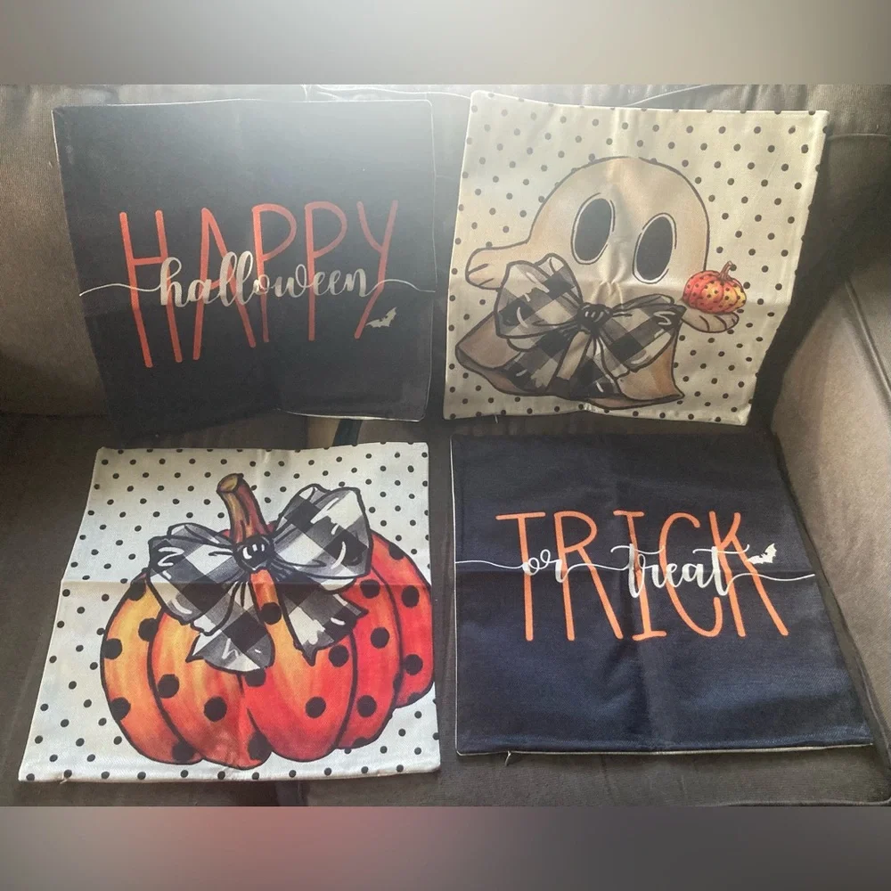 Pillow Covers Halloween Themed Set of 4  18” x 18” NEW